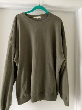 Classic Olive Crewneck Pullover Sweater - women’s